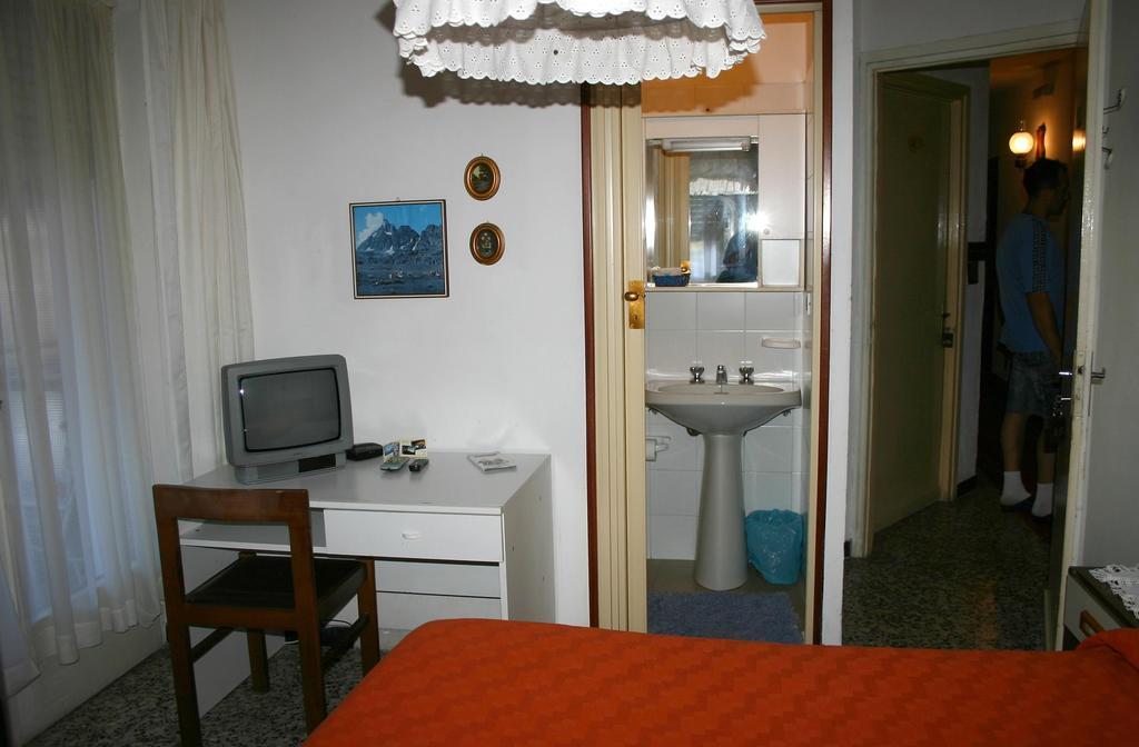 Martinet Hotel *